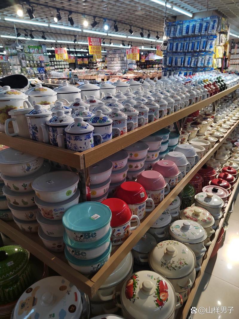 生活中的小幫手 萬眾小商品與日用百貨的實(shí)用妙招